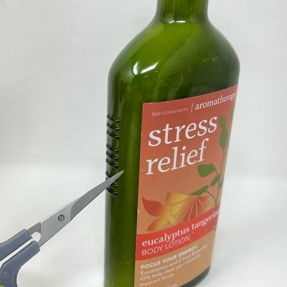 Bath and Body Works Aromatherapy Body Lotions - Picture 4 of 7